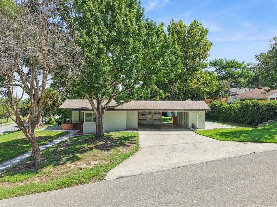 For Sale: $650,000 (3 beds, 2 baths, 1873 Square Feet)