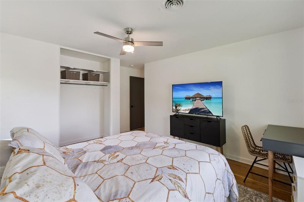 For Sale: $650,000 (3 beds, 2 baths, 1873 Square Feet)