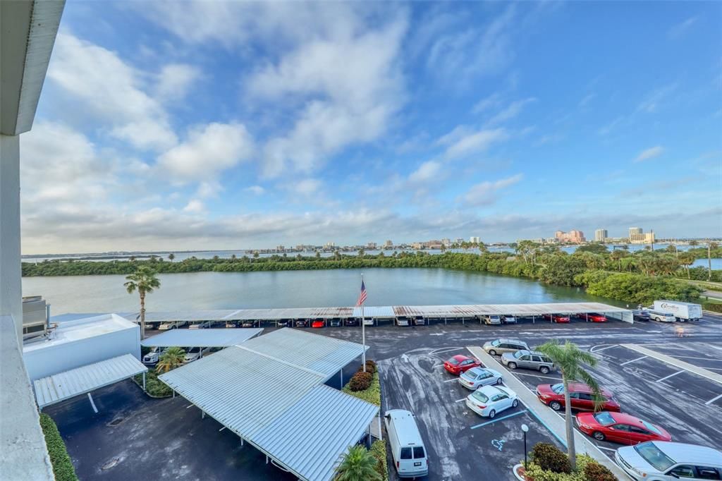 En Venta: $369,000 (2 camas, 2 baños, 1295 Pies cuadrados)