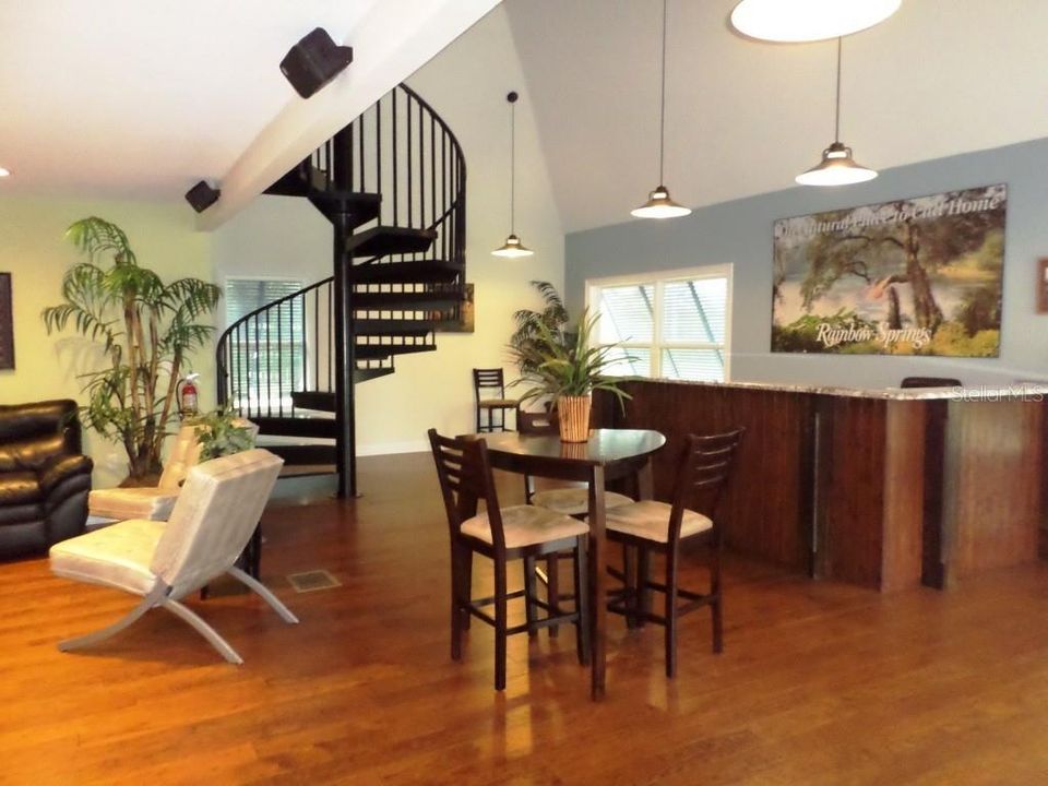 En Venta: $699,000 (0 camas, 0 baños, 2704 Pies cuadrados)