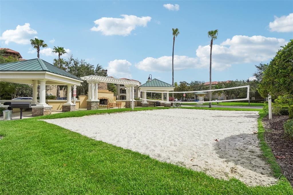 For Sale: $295,000 (2 beds, 2 baths, 1161 Square Feet)