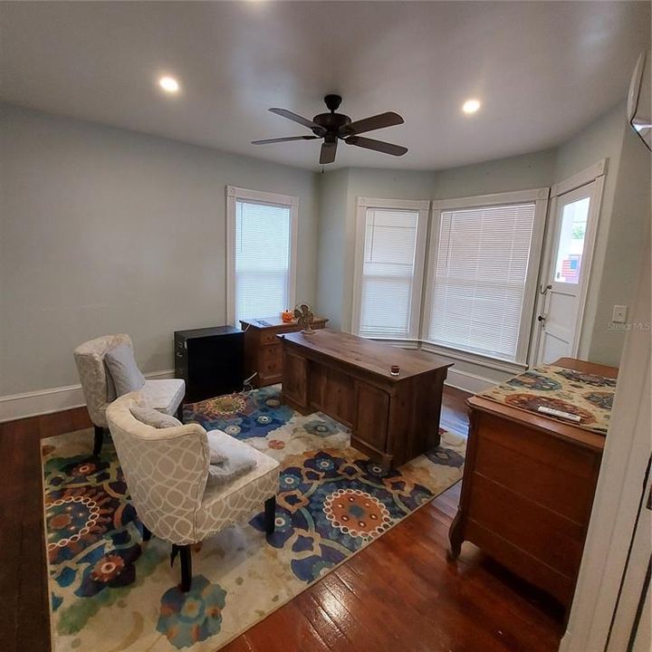 For Sale: $679,900 (0 beds, 0 baths, 4285 Square Feet)