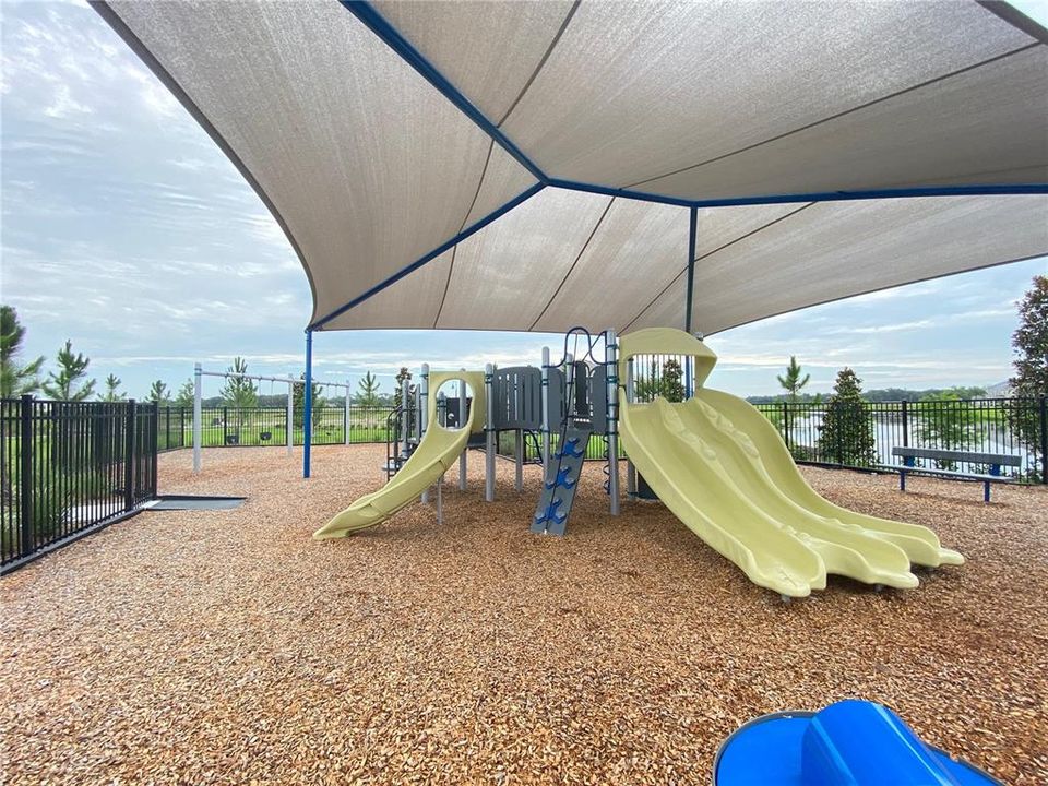 В аренду: $2,435 (4 спален, 3 ванн, 2300 Квадратных фут)