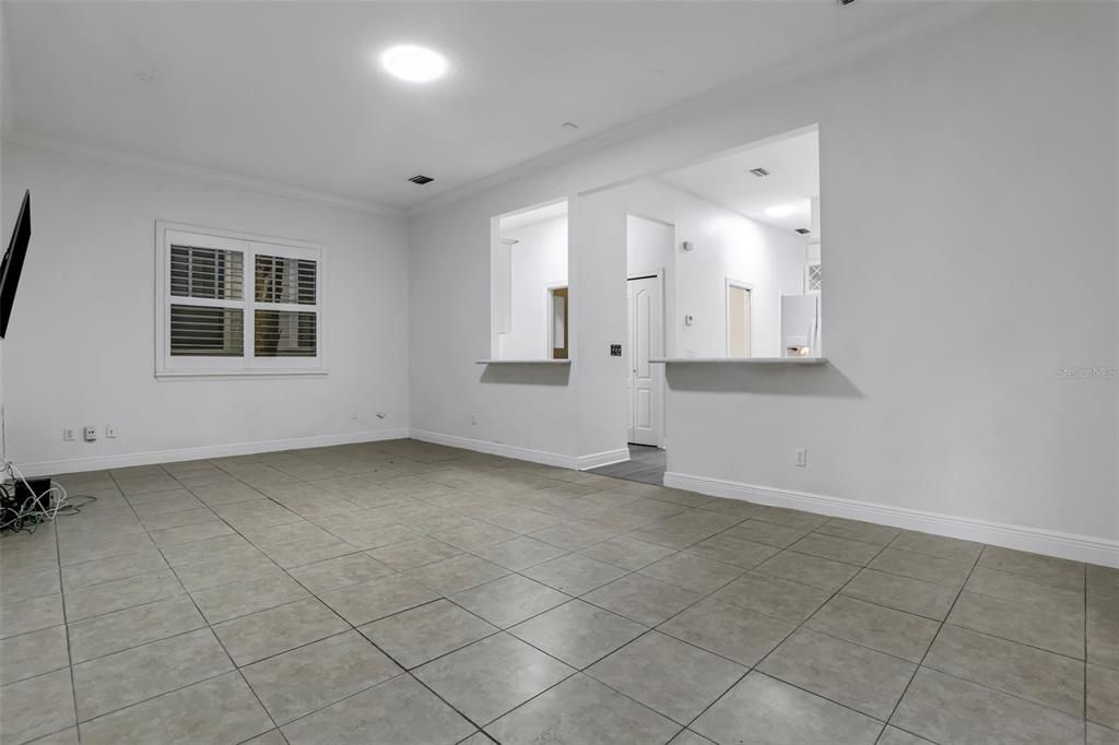 For Rent: $4,950 (4 beds, 2 baths, 2274 Square Feet)