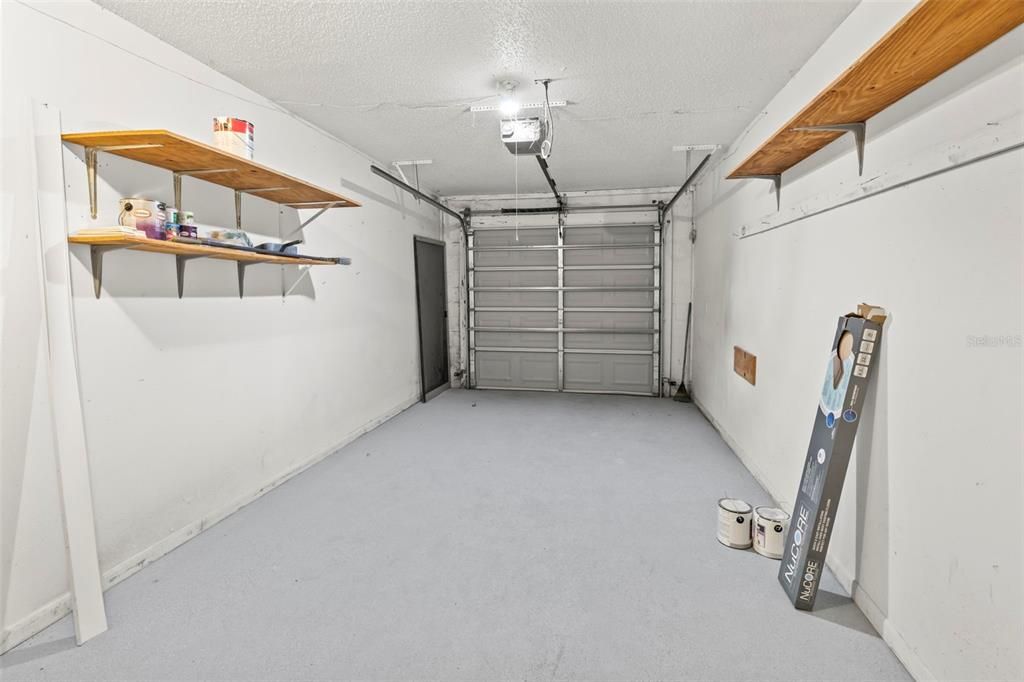 For Sale: $169,900 (2 beds, 1 baths, 1104 Square Feet)