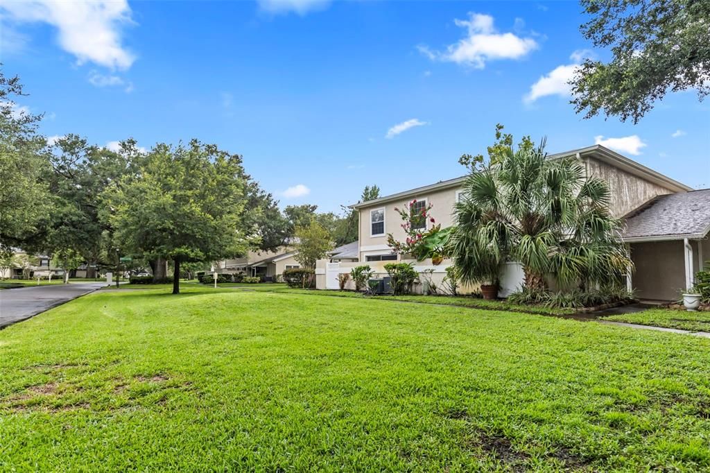 For Sale: $169,900 (2 beds, 1 baths, 1104 Square Feet)