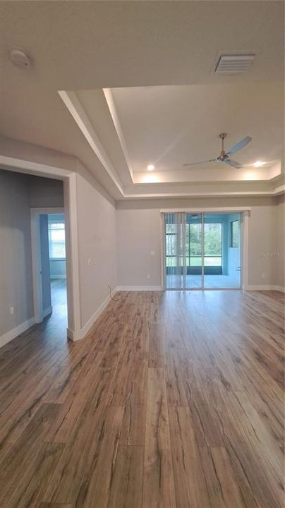 В аренду: $1,950 (3 спален, 2 ванн, 1565 Квадратных фут)