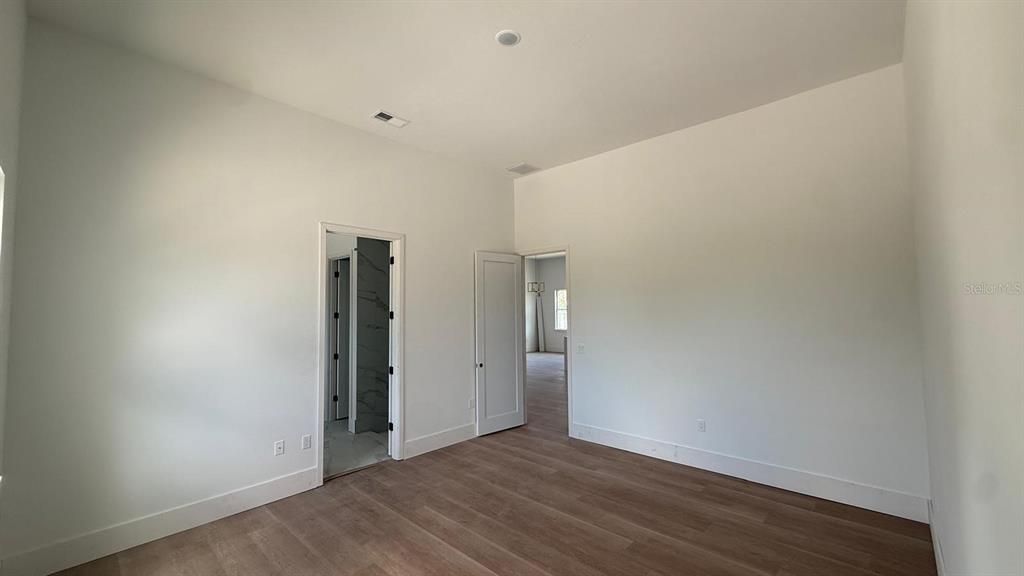 For Sale: $729,000 (4 beds, 2 baths, 2346 Square Feet)