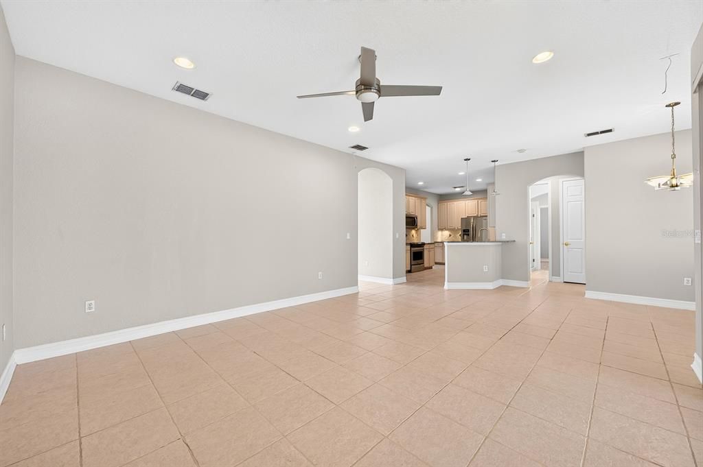 Active With Contract: $525,000 (4 beds, 3 baths, 2268 Square Feet)