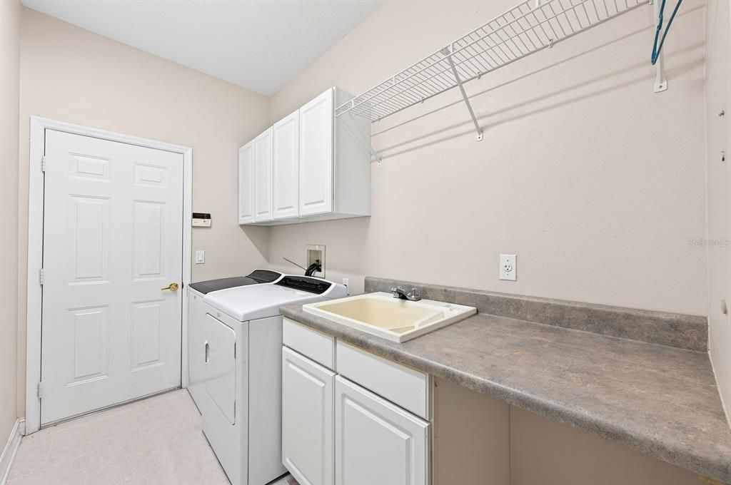 Active With Contract: $525,000 (4 beds, 3 baths, 2268 Square Feet)