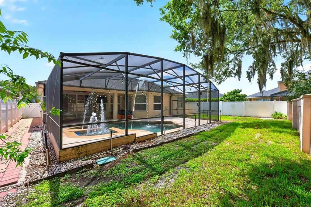 Active With Contract: $525,000 (4 beds, 3 baths, 2268 Square Feet)