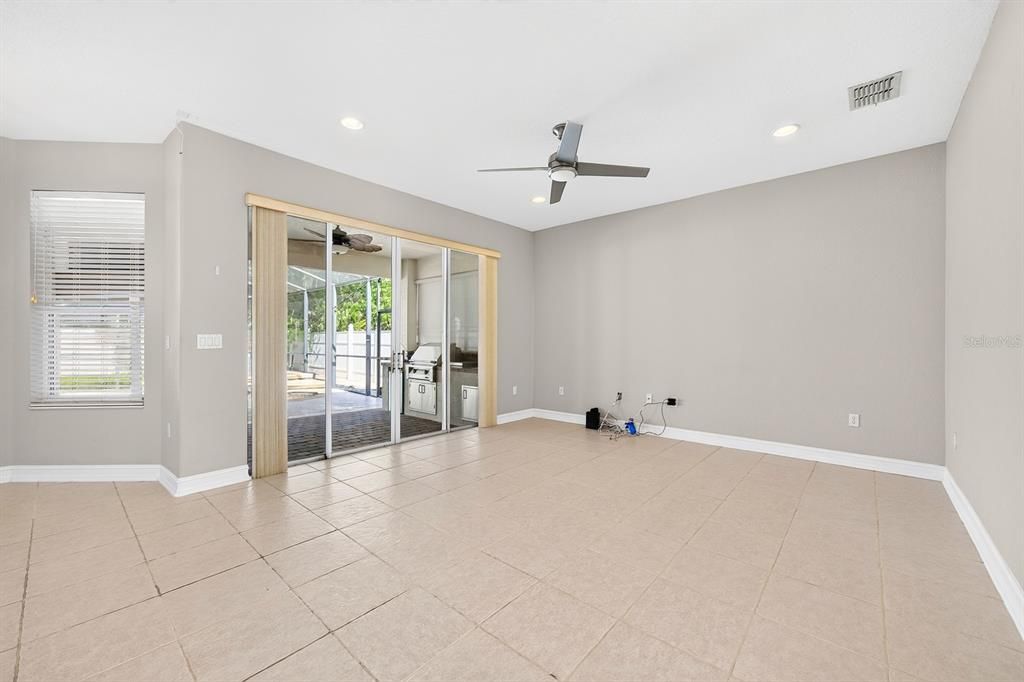Active With Contract: $525,000 (4 beds, 3 baths, 2268 Square Feet)