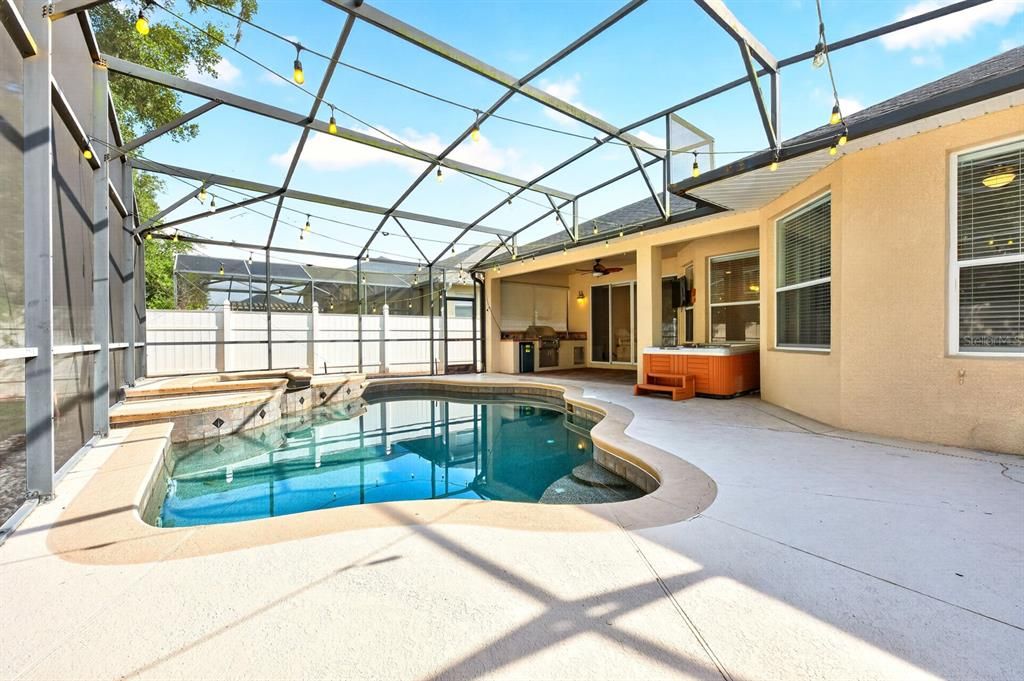Active With Contract: $525,000 (4 beds, 3 baths, 2268 Square Feet)