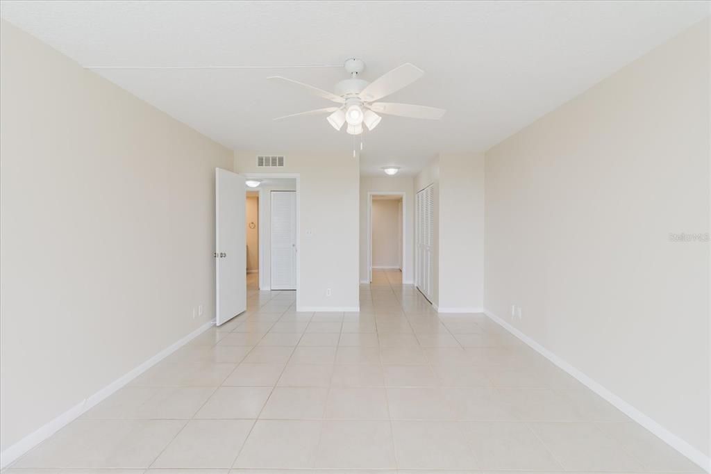 For Rent: $2,650 (2 beds, 2 baths, 1395 Square Feet)