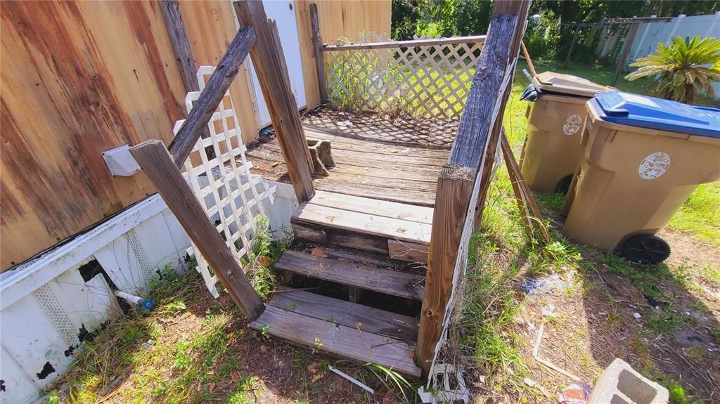 На продажу: $129,900 (3 спален, 2 ванн, 1200 Квадратных фут)