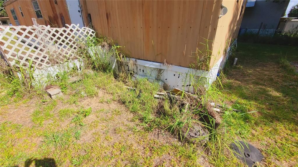 На продажу: $129,900 (3 спален, 2 ванн, 1200 Квадратных фут)