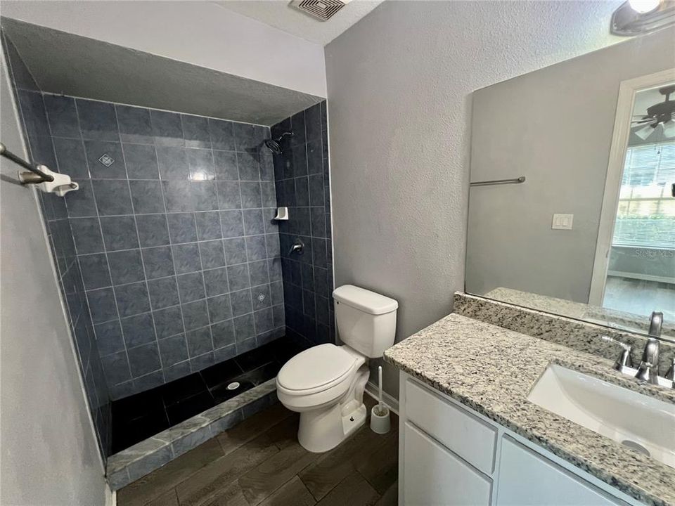 En Renta: $1,650 (3 camas, 2 baños, 1280 Pies cuadrados)