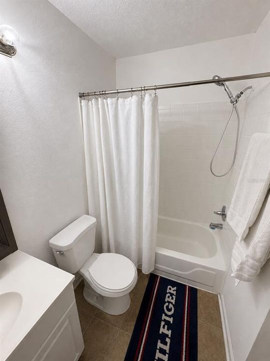 В аренду: $1,300 (1 спален, 1 ванн, 779 Квадратных фут)
