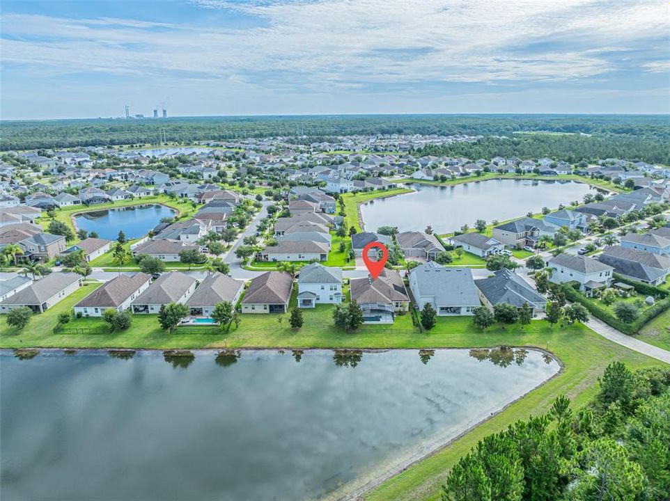 For Sale: $649,900 (4 beds, 2 baths, 2370 Square Feet)