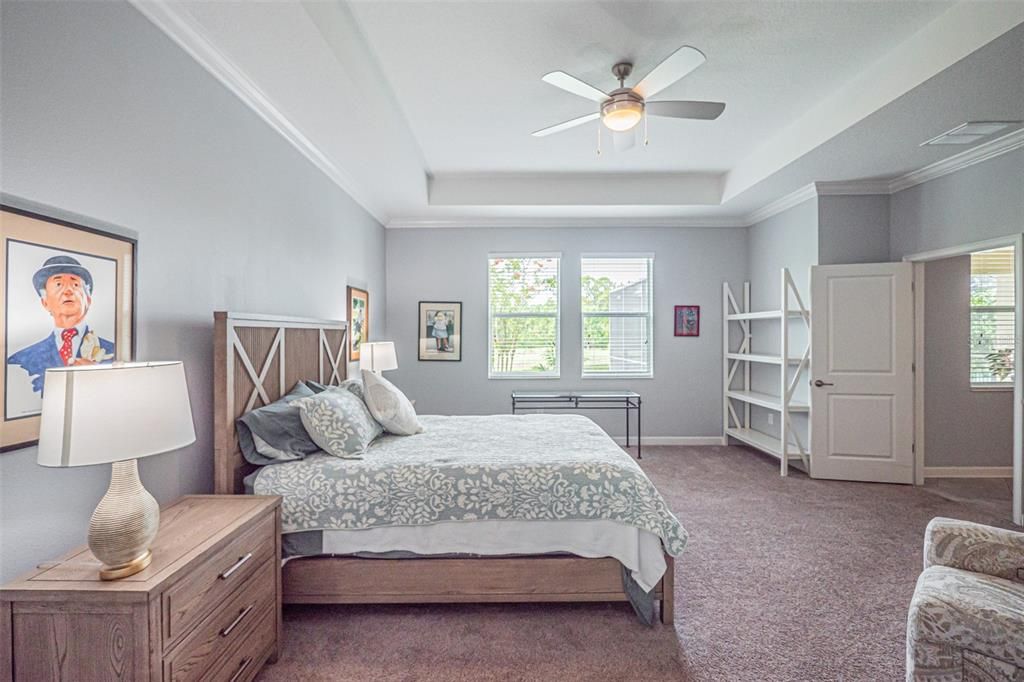 For Sale: $649,900 (4 beds, 2 baths, 2370 Square Feet)