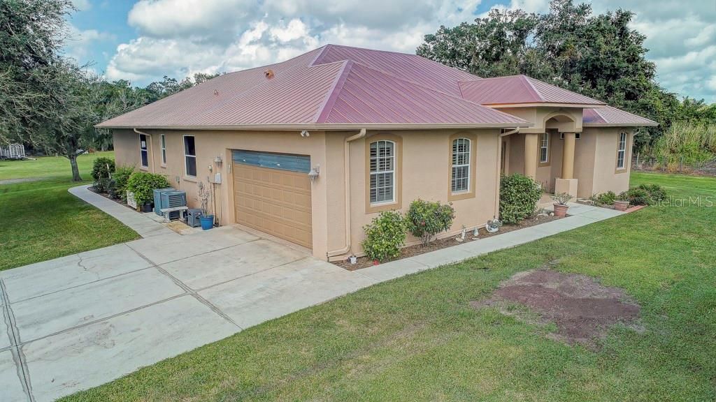 En Venta: $985,000 (3 camas, 2 baños, 2386 Pies cuadrados)