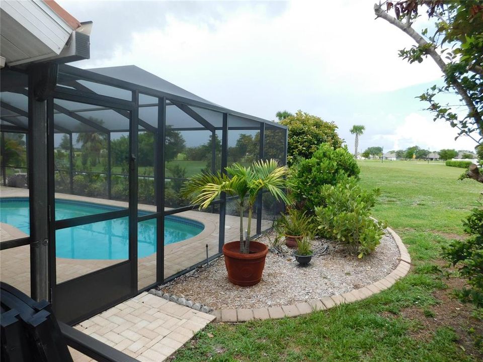 Active With Contract: $364,900 (3 beds, 2 baths, 1763 Square Feet)