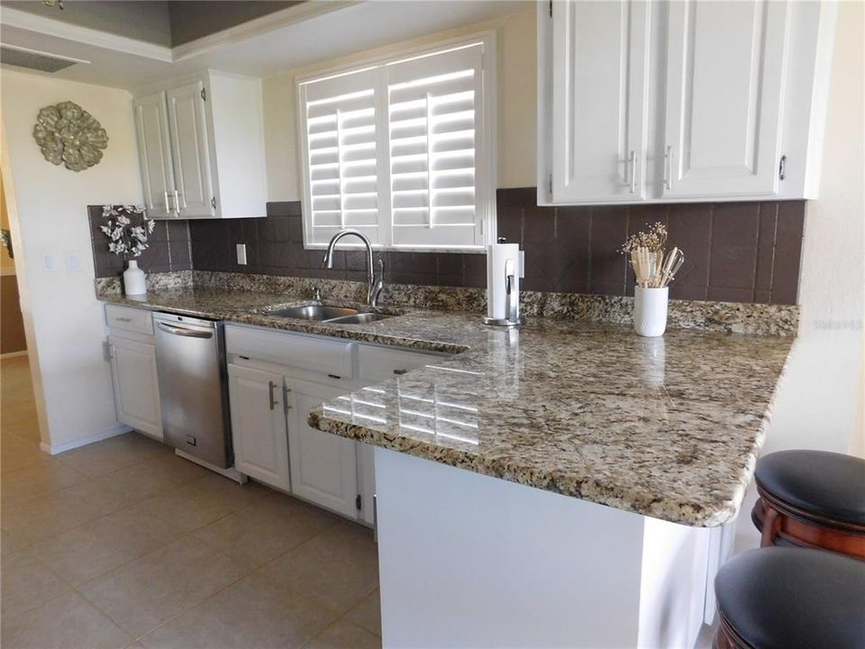 Active With Contract: $364,900 (3 beds, 2 baths, 1763 Square Feet)