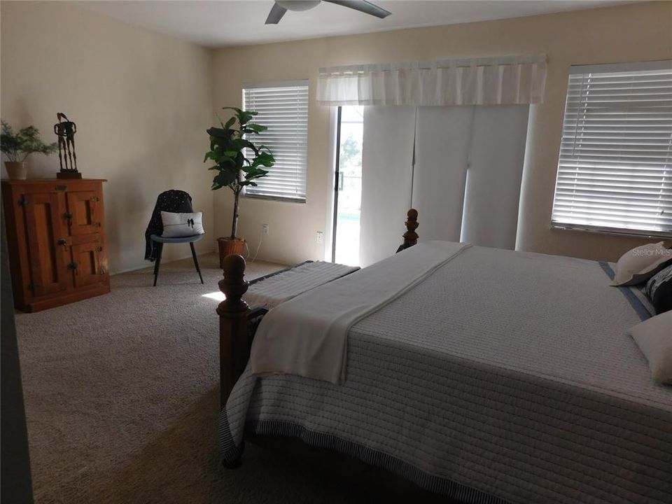 Active With Contract: $364,900 (3 beds, 2 baths, 1763 Square Feet)