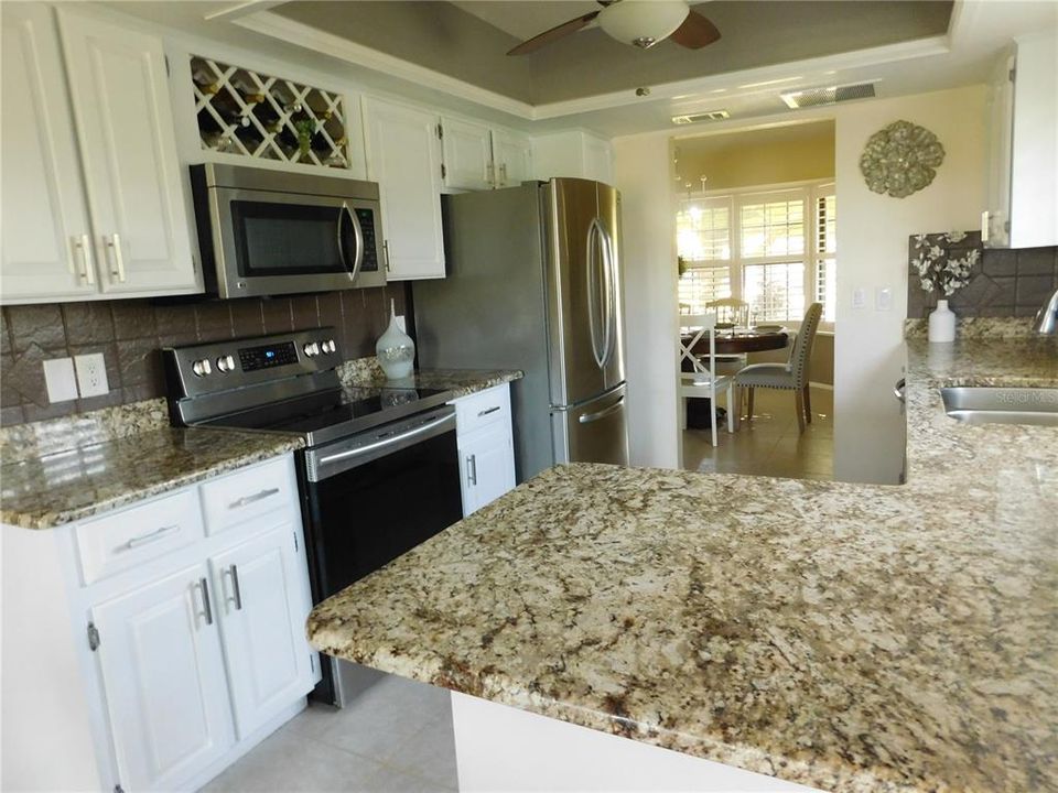 Active With Contract: $364,900 (3 beds, 2 baths, 1763 Square Feet)