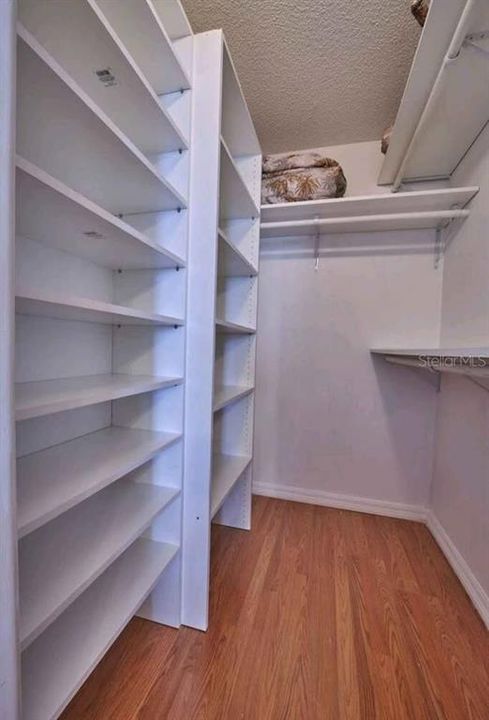 В аренду: $2,200 (2 спален, 2 ванн, 1115 Квадратных фут)