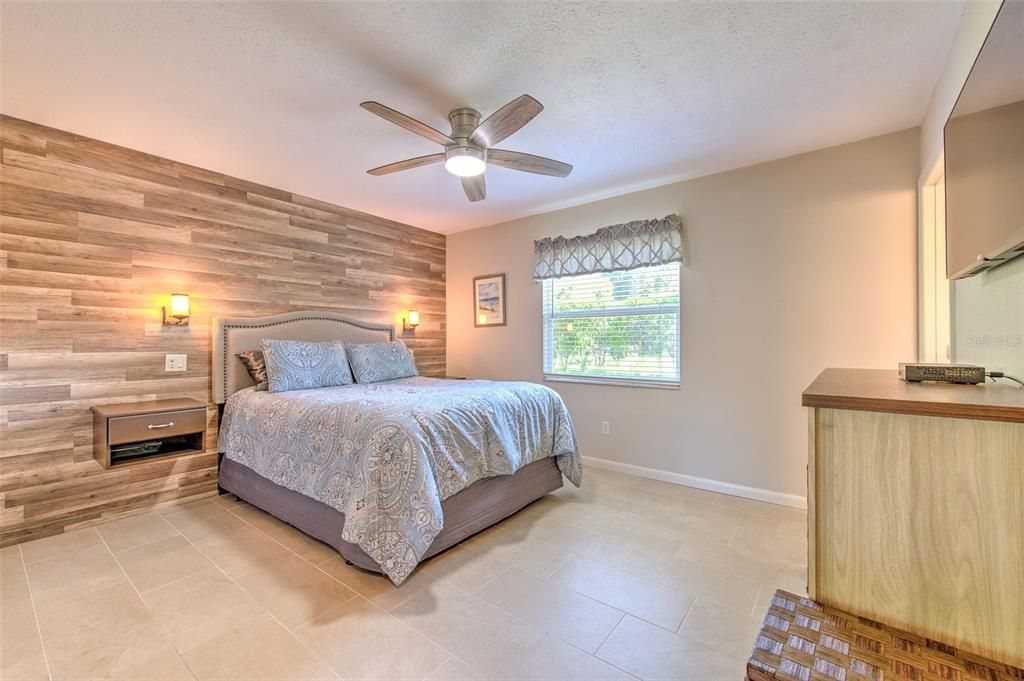 Activo con contrato: $387,000 (3 camas, 2 baños, 1488 Pies cuadrados)