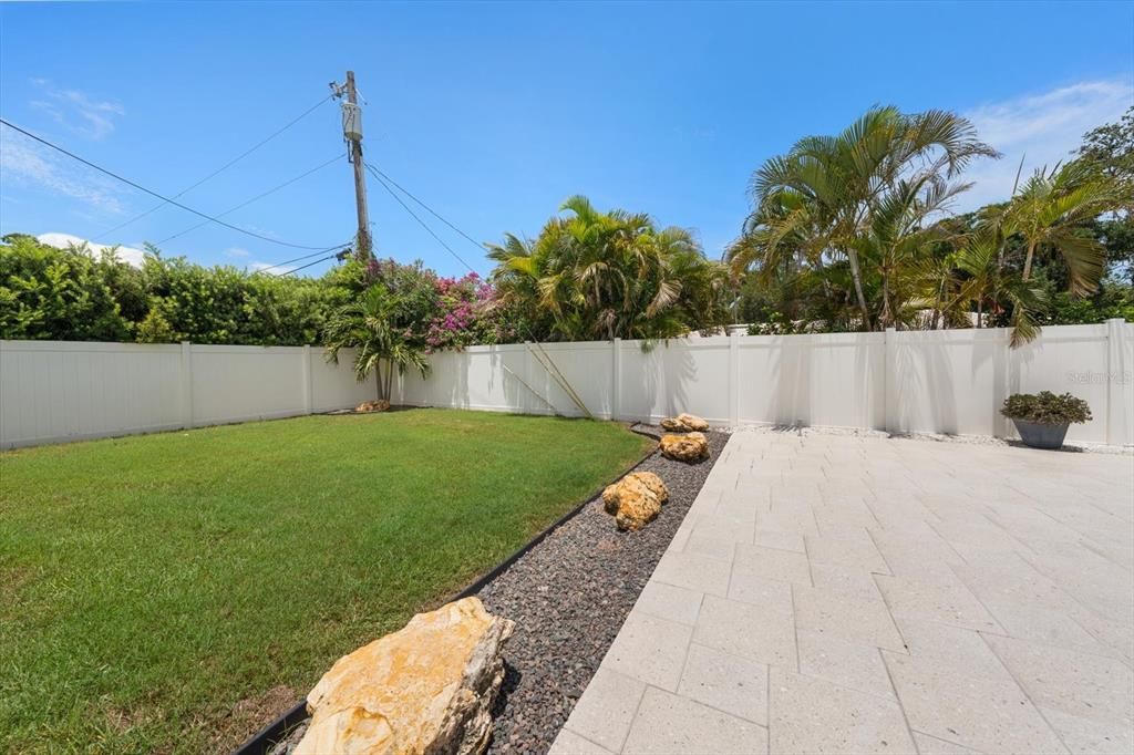 Activo con contrato: $1,125,000 (4 camas, 2 baños, 2320 Pies cuadrados)