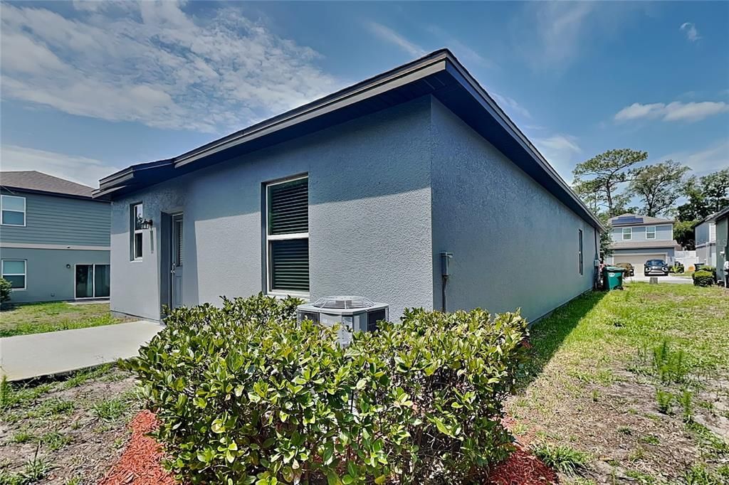 For Rent: $1,849 (3 beds, 2 baths, 1200 Square Feet)