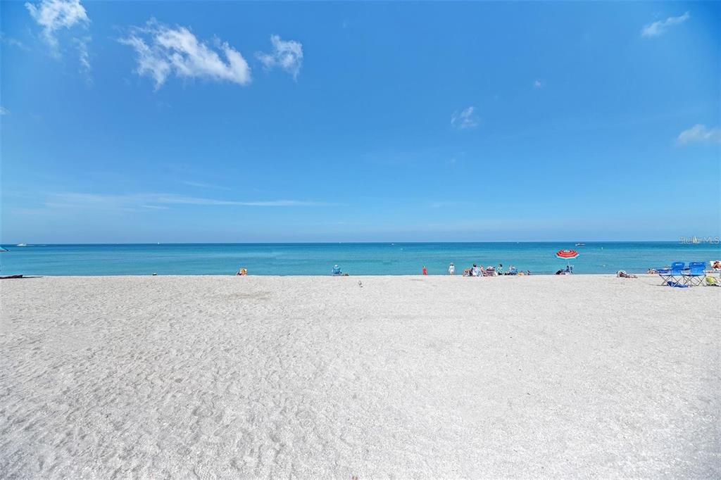 For Sale: $495,000 (4 beds, 3 baths, 2025 Square Feet)