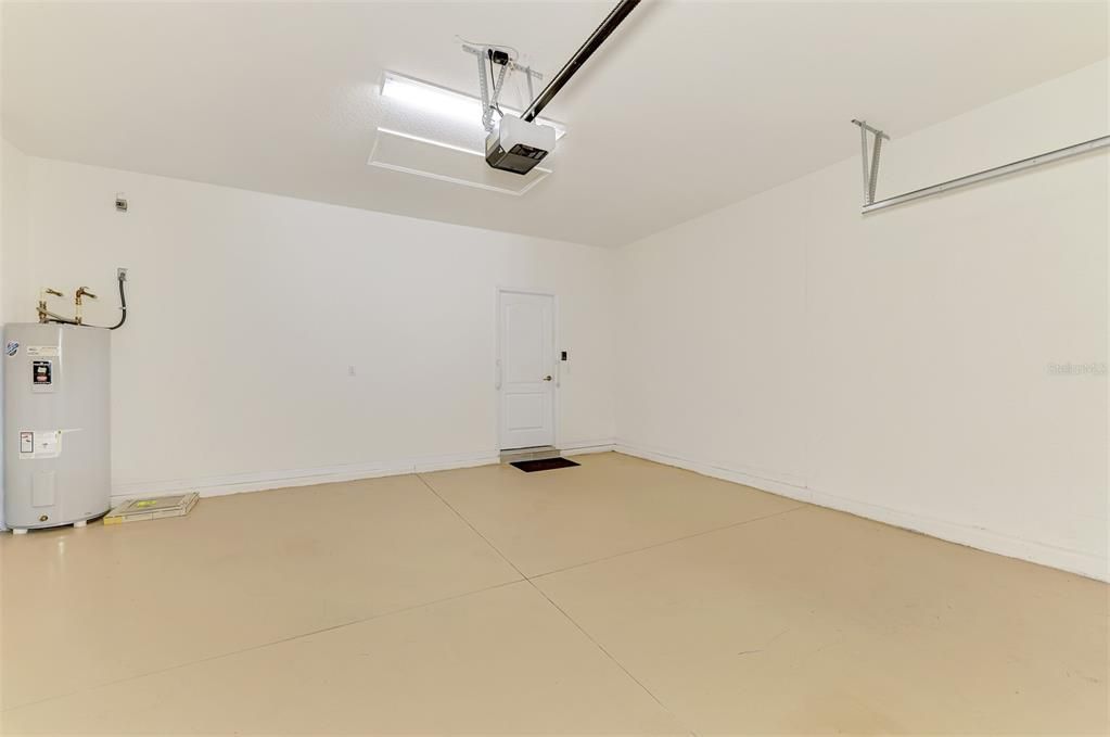 For Sale: $495,000 (4 beds, 3 baths, 2025 Square Feet)
