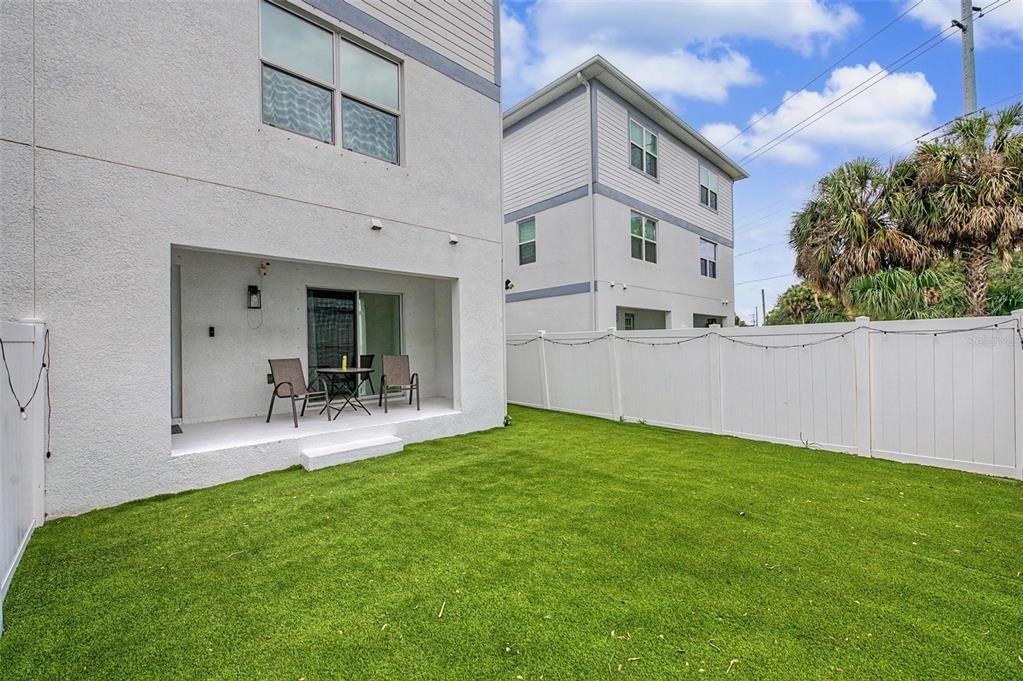 For Sale: $849,900 (4 beds, 4 baths, 2538 Square Feet)