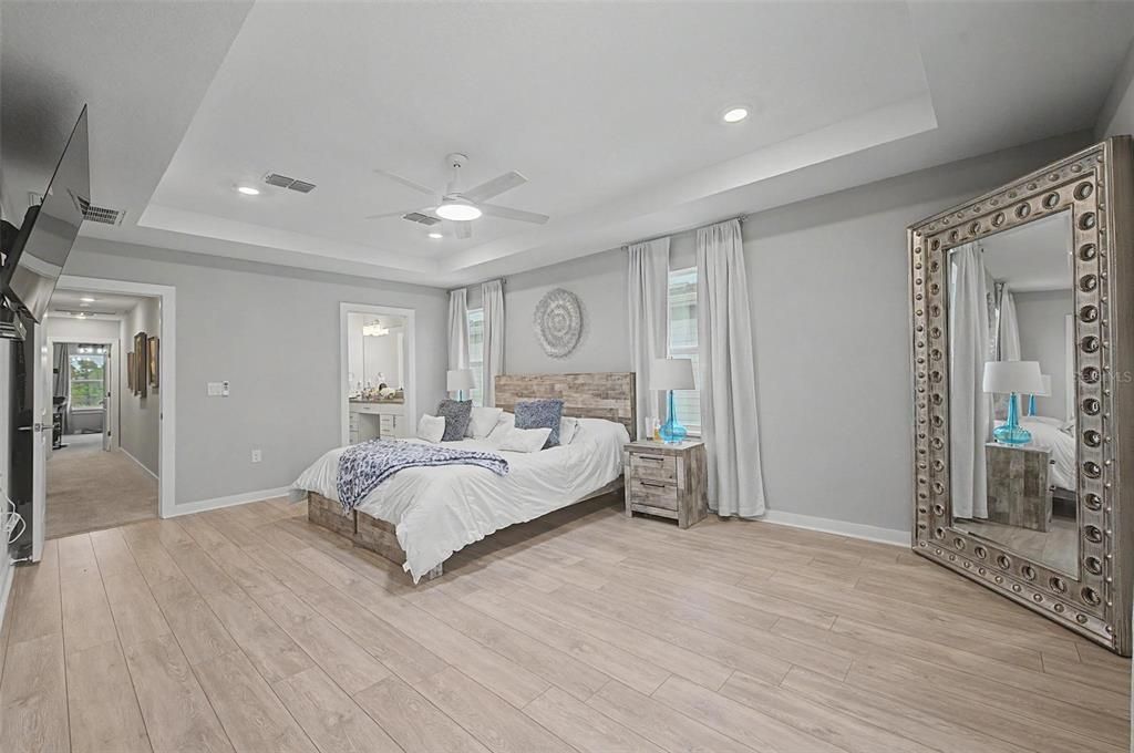 For Sale: $849,900 (4 beds, 4 baths, 2538 Square Feet)