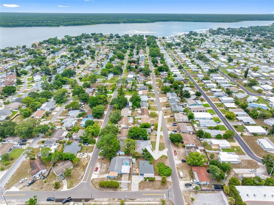 На продажу: $285,000 (3 спален, 2 ванн, 996 Квадратных фут)