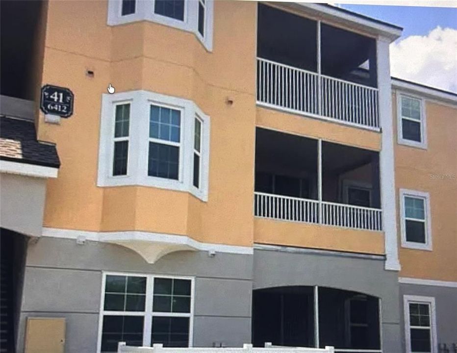 For Sale: $245,000 (3 beds, 2 baths, 1260 Square Feet)