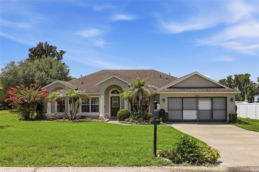 For Sale: $450,000 (4 beds, 2 baths, 2196 Square Feet)