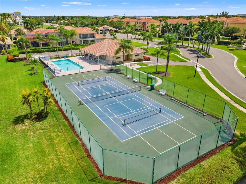 For Sale: $1,395,000 (4 beds, 3 baths, 3252 Square Feet)