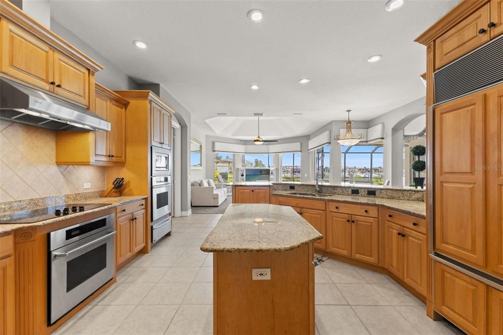 For Sale: $1,395,000 (4 beds, 3 baths, 3252 Square Feet)