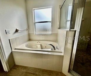 В аренду: $2,000 (3 спален, 2 ванн, 2154 Квадратных фут)
