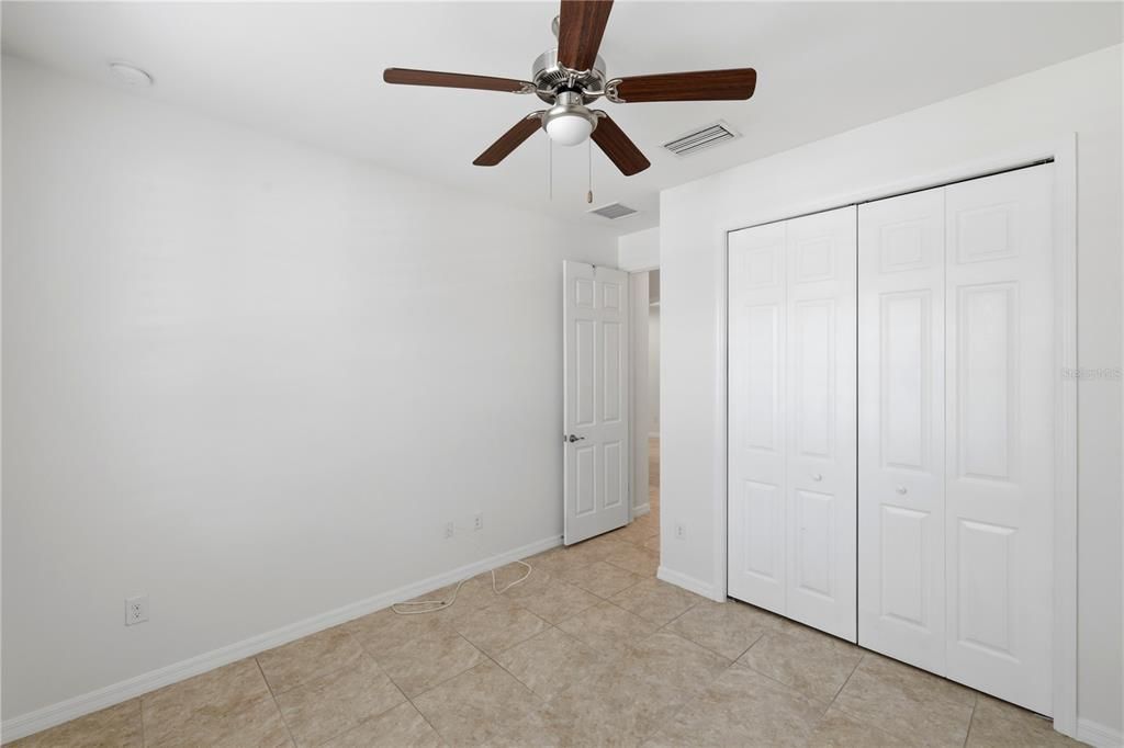 Activo con contrato: $559,000 (3 camas, 2 baños, 1996 Pies cuadrados)