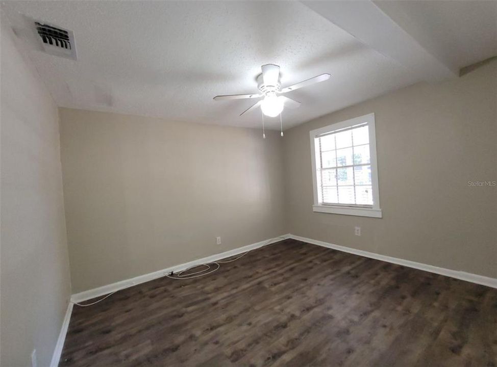 En Renta: $1,575 (3 camas, 1 baños, 1829 Pies cuadrados)
