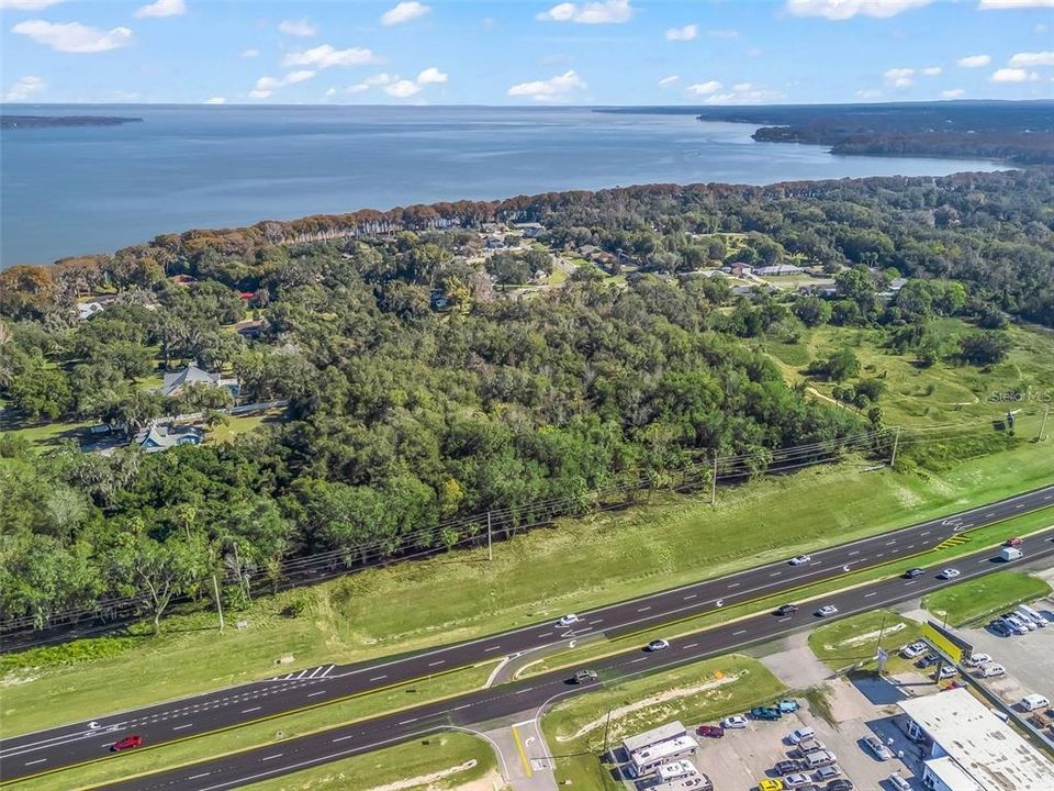 En Venta: $3,900,000 (8.35 acres)
