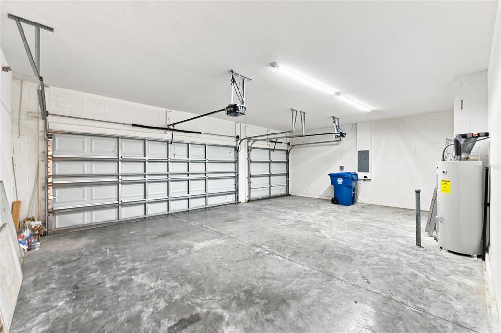 En Venta: $425,000 (4 camas, 3 baños, 2844 Pies cuadrados)