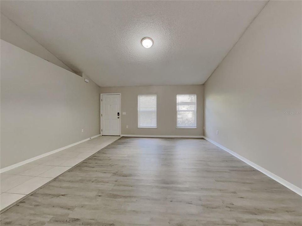 В аренду: $2,399 (4 спален, 2 ванн, 2128 Квадратных фут)