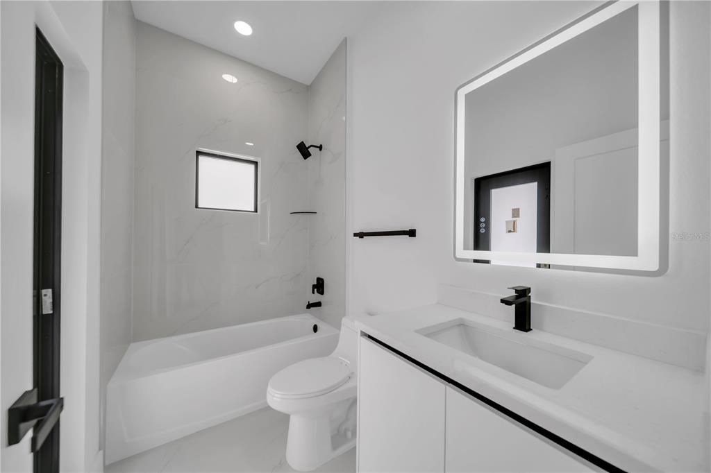 En Venta: $460,000 (3 camas, 2 baños, 1742 Pies cuadrados)