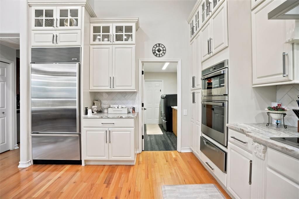 En Venta: $1,300,000 (4 camas, 3 baños, 3787 Pies cuadrados)